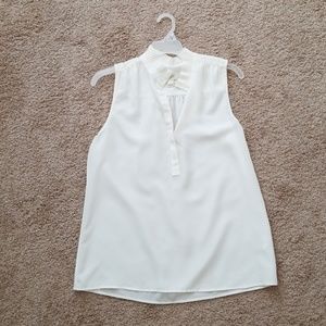 Sleeveless blouse